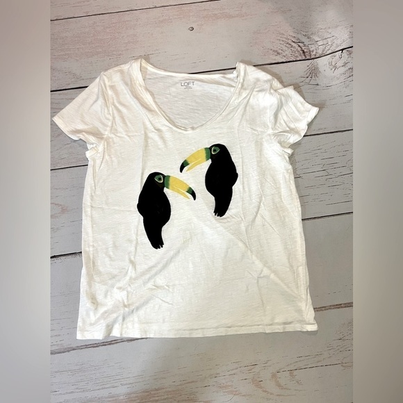 LOFT Tops - Loft toucan T-shirt, large